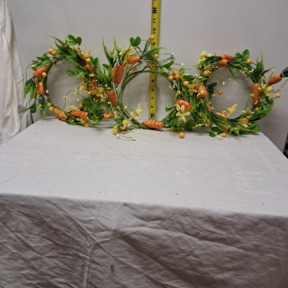 Spring Carrot & Yellow Blossom Wreath Garland